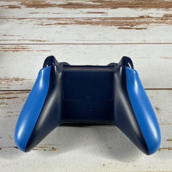 OEM Microsoft Xbox One Wireless Controller Model 1708 - Blue - Picture 4 of 5